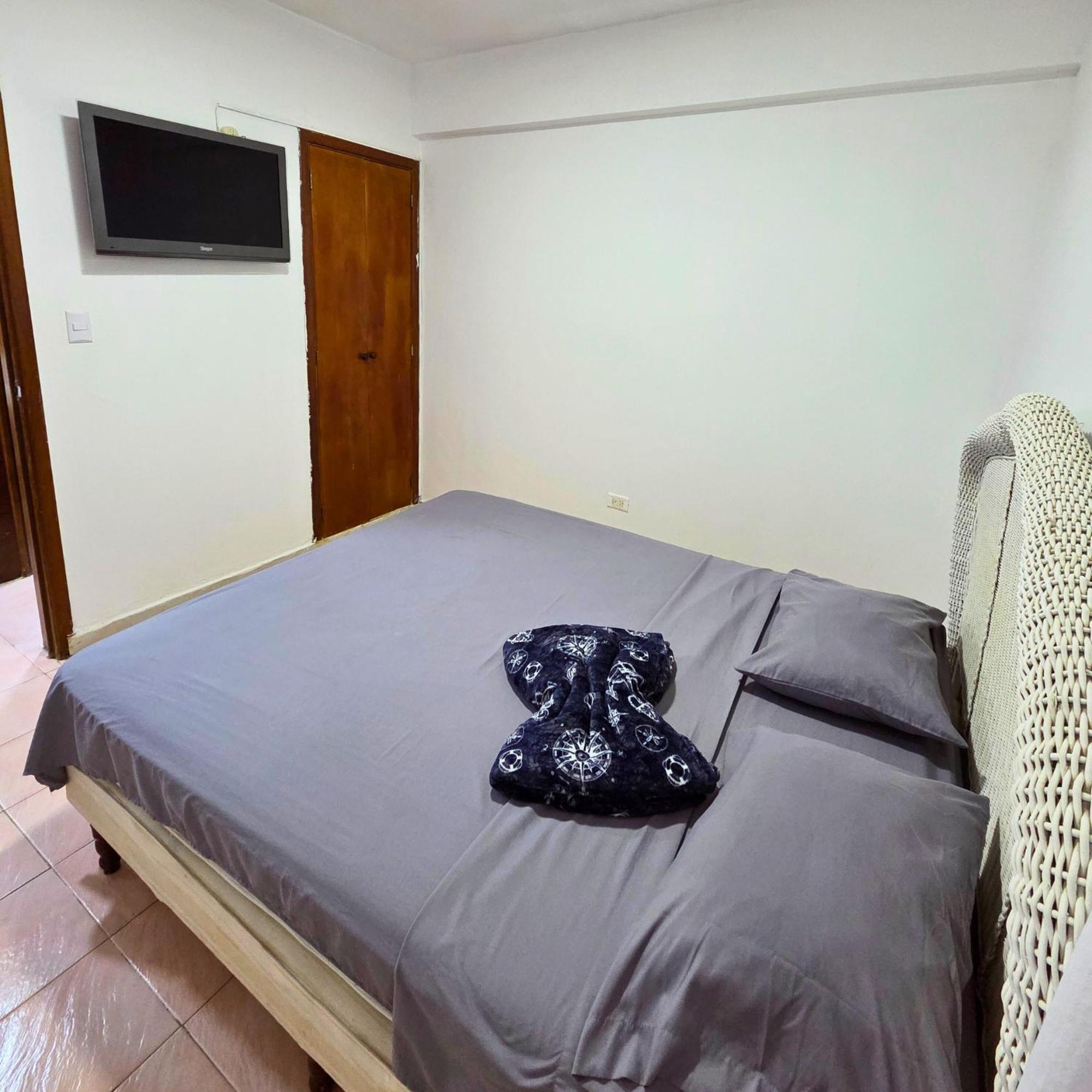 Tucacas, Frente Al Mar, Balcon, Piscina Y Playa Privada Daire Dış mekan fotoğraf