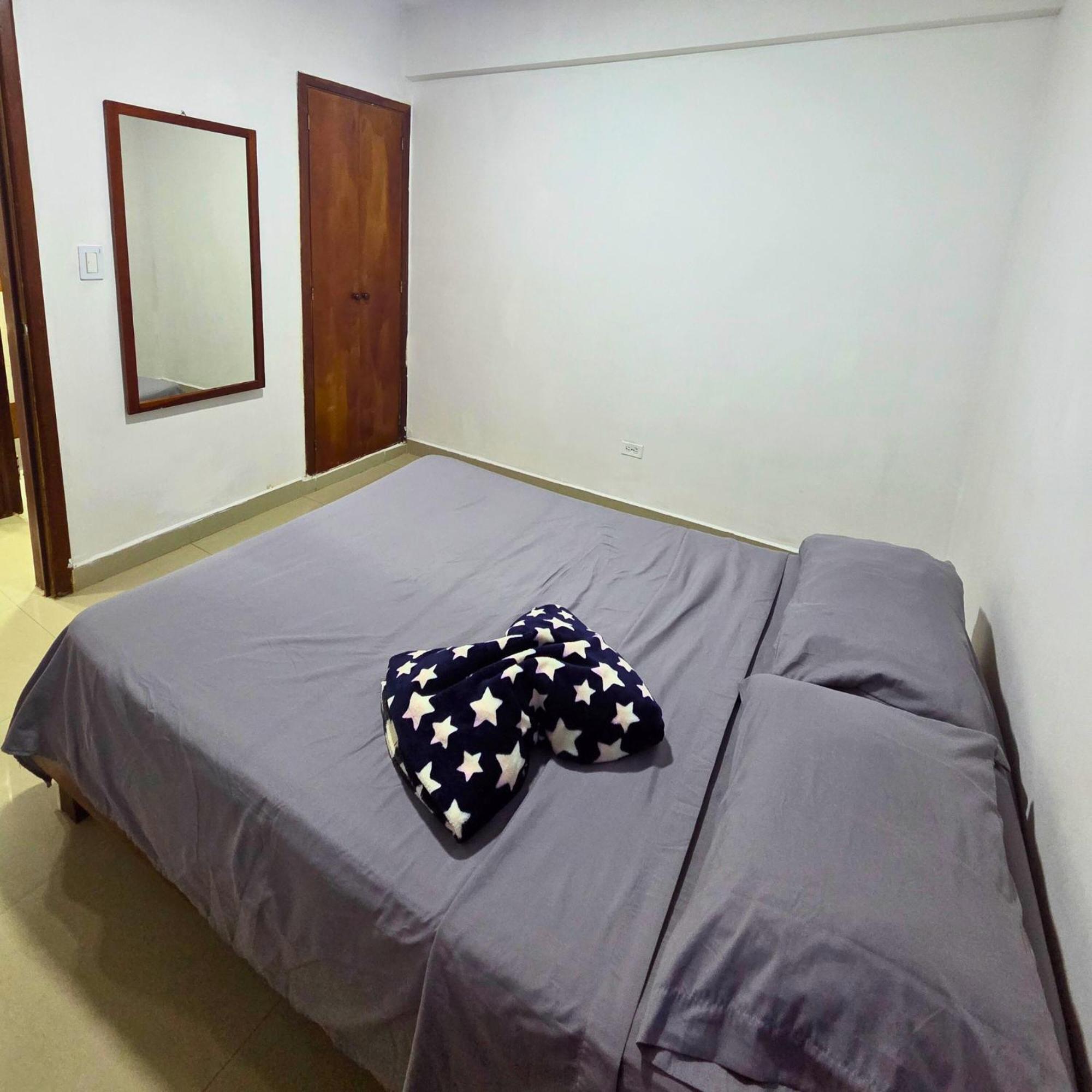 Tucacas, Frente Al Mar, Balcon, Piscina Y Playa Privada Daire Dış mekan fotoğraf
