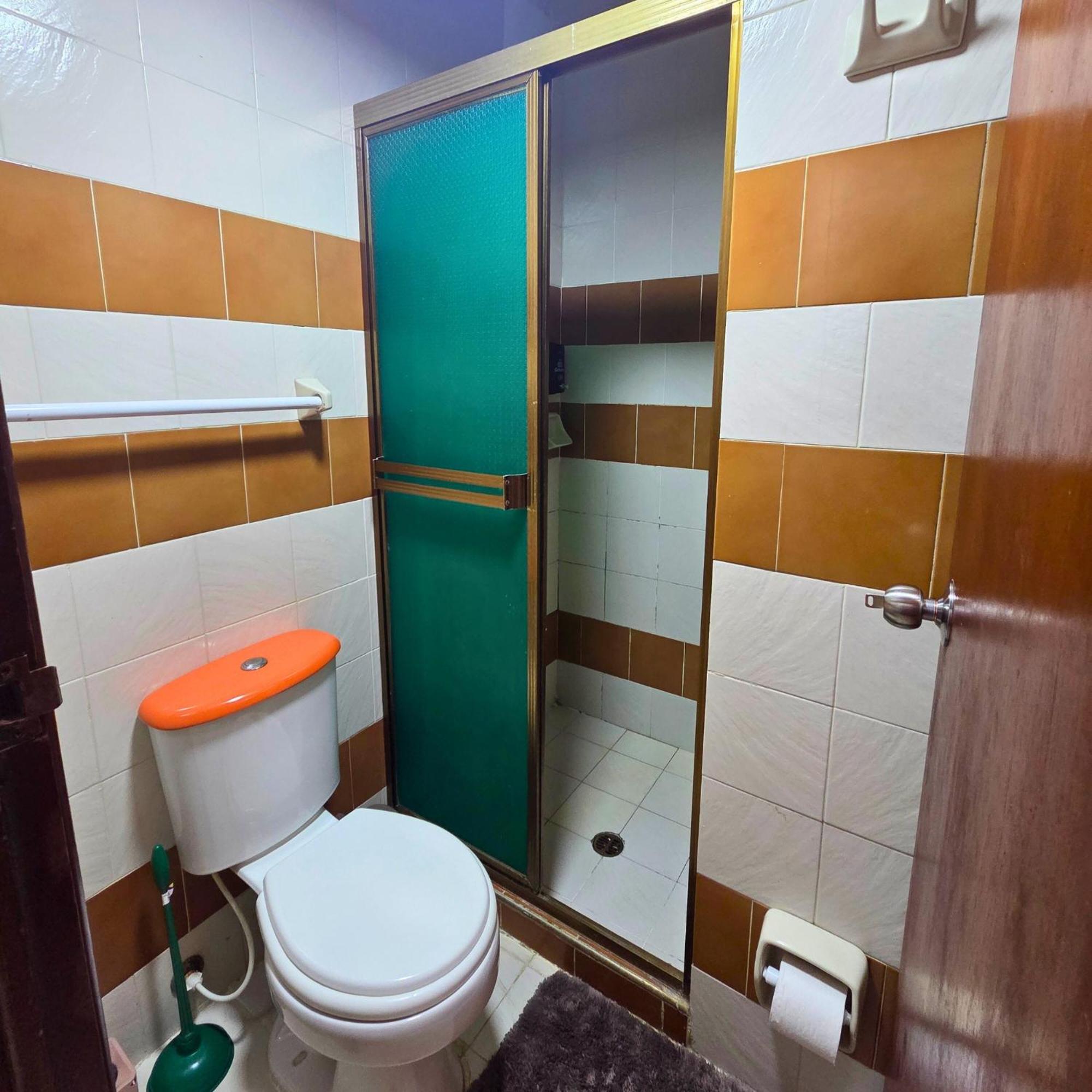 Tucacas, Frente Al Mar, Balcon, Piscina Y Playa Privada Daire Dış mekan fotoğraf