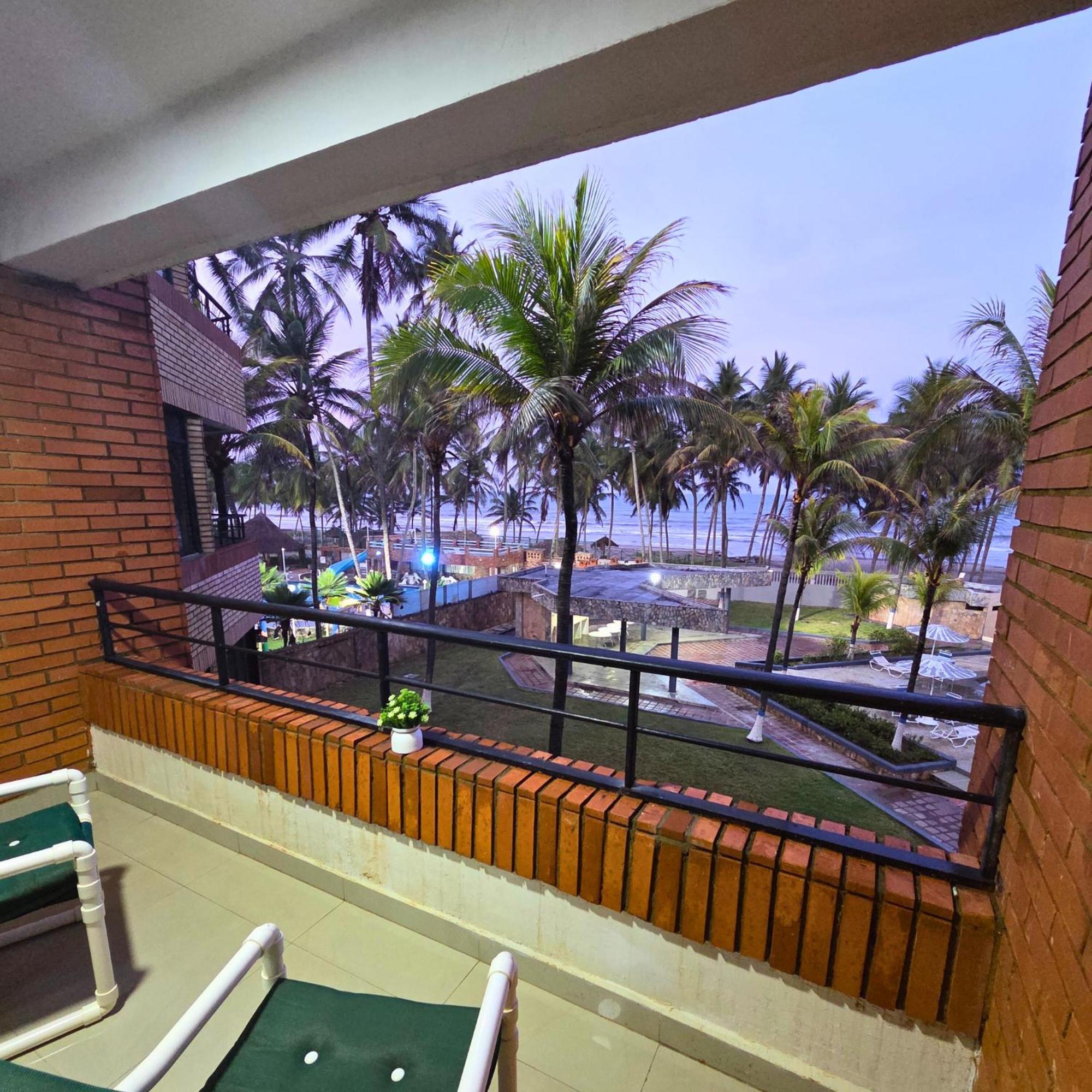 Tucacas, Frente Al Mar, Balcon, Piscina Y Playa Privada Daire Dış mekan fotoğraf