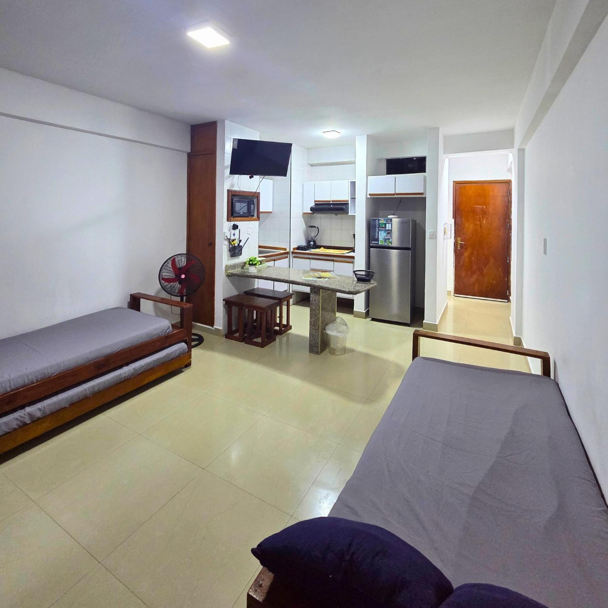 Tucacas, Frente Al Mar, Balcon, Piscina Y Playa Privada Daire Dış mekan fotoğraf